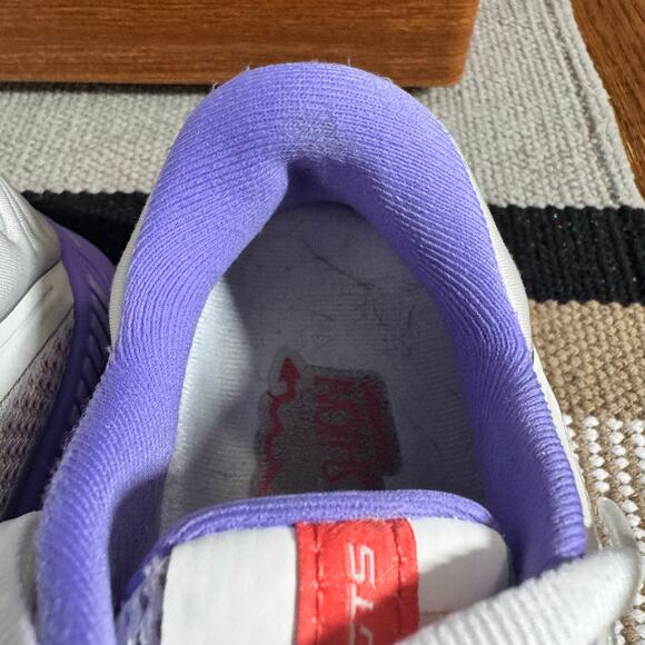 Brooks Sneaker Women 9B Med Adrenaline GTS 22 White Purple Running Walking Gym - Picture 12 of 13